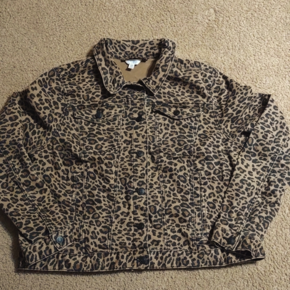 Animal Print Dungaree Jacket, With Adjustable Double Buttons On Waist.